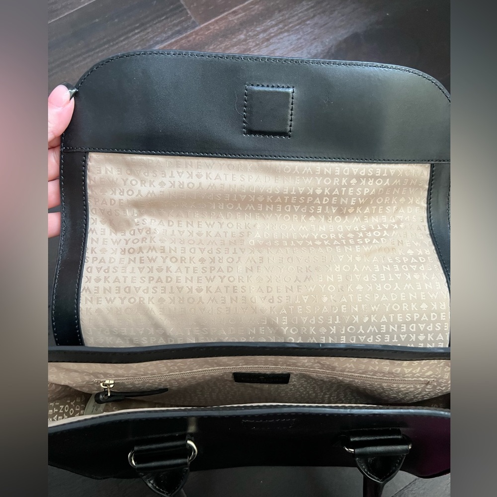 Kate Spade Purse 👛 - Picture 5 of 10